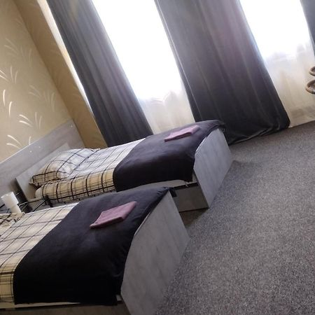 Hotelik Mona-Pokoje Z Lazienkami Elbląg Extérieur photo