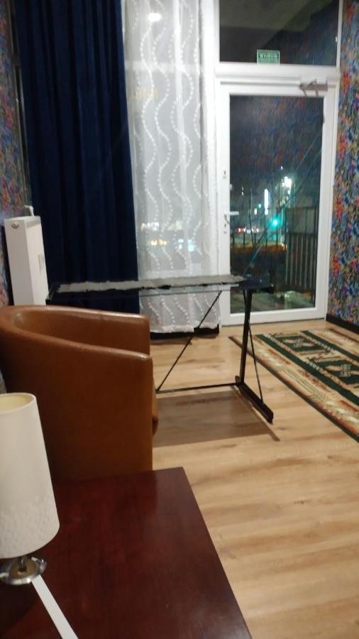 Hotelik Mona-Pokoje Z Lazienkami Elbląg Extérieur photo